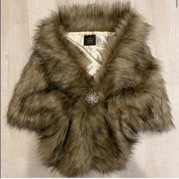 BHLDN Other - Bridal Party Faux Fur Shrugs